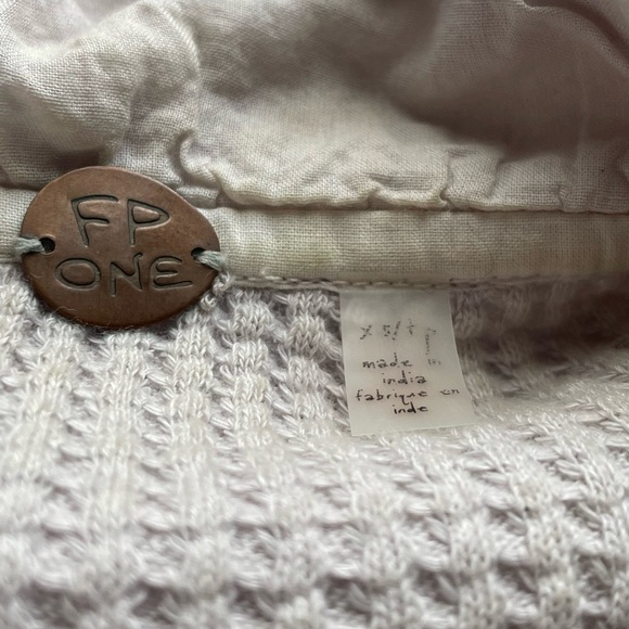 Free People One Scout Waffle Knit Shirt Jacket XS Lilac Oversized Boho Lagenlook - Picture 4 of 8